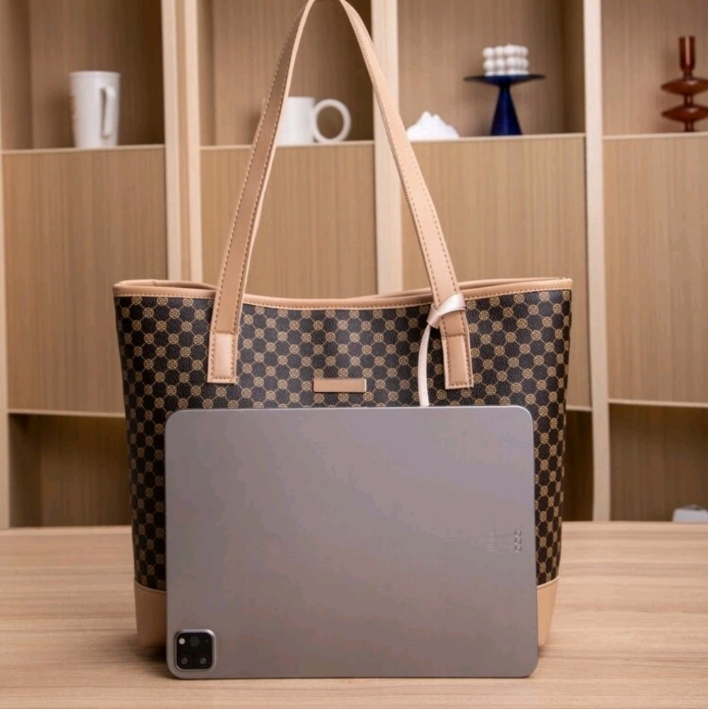 Geometric Patterned Tote Bag - image 6